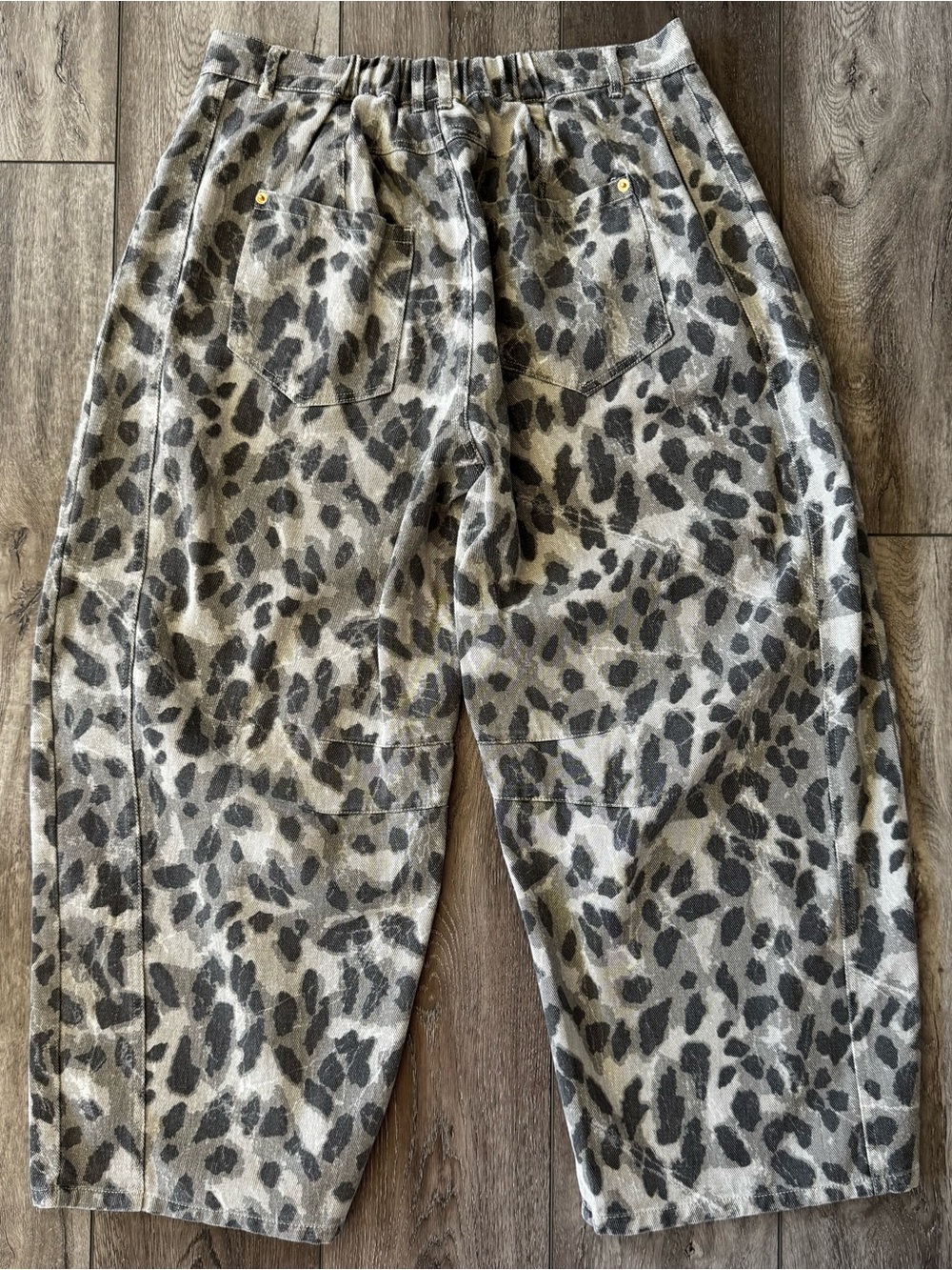 Like Love Animal Print Barrel Jeans Wo’s MEDIUM Baggy Wide Leg Pants High-Rise - Picture 11 of 15